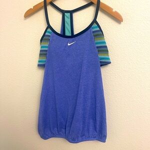 EUC NIKE Tank with built in bra
